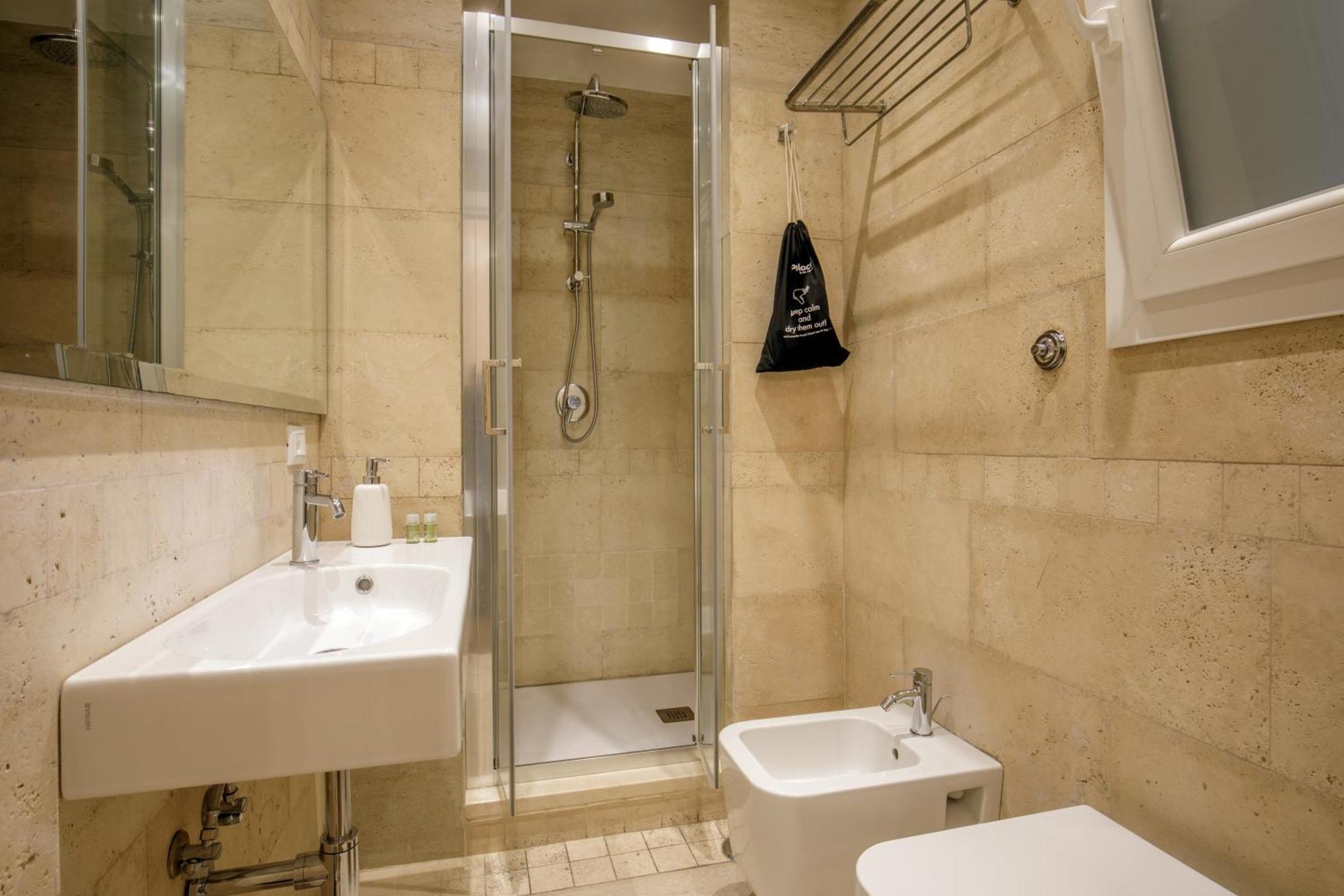 Daplace - Santa Susanna Suites Рим Экстерьер фото